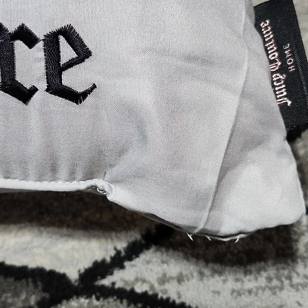 JUICY COUTURE EMBROIDERED EIFFEL TOWER 
